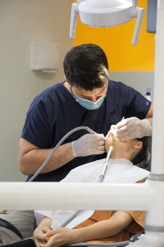 Dental Surgery - Dr. Gilberto Viesca in Piedras Negras, Coahuila